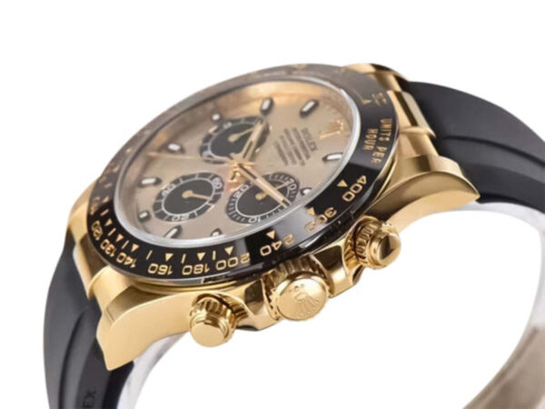 Cosmograph Daytona Yellow Gold Oysterflex with Champagne Dial 1